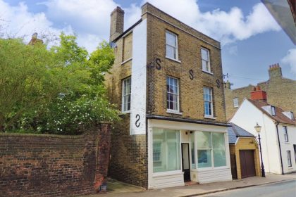 St Margarets Street - External