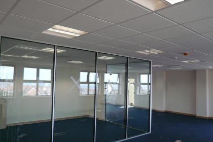 Estuary View - Glass partitions
